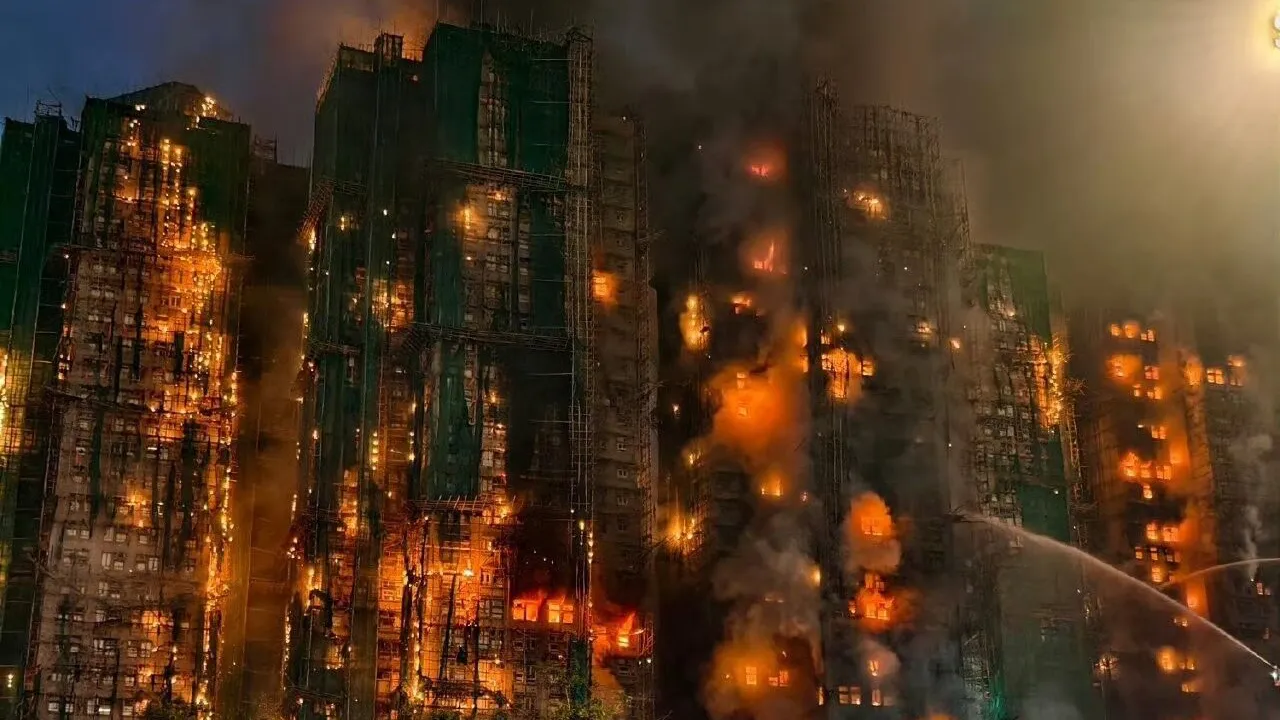 捐款香港大火赈灾？　他斥：中共执政的是要捐个屁