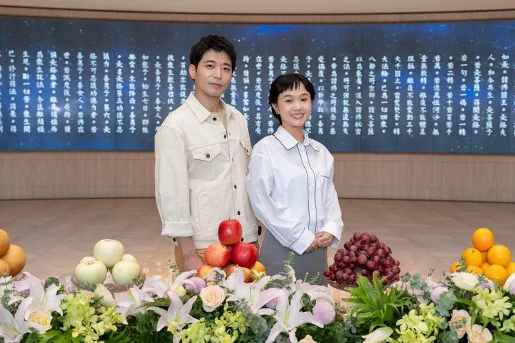 侯彥西、嚴正嵐飾演夫妻。大愛提供