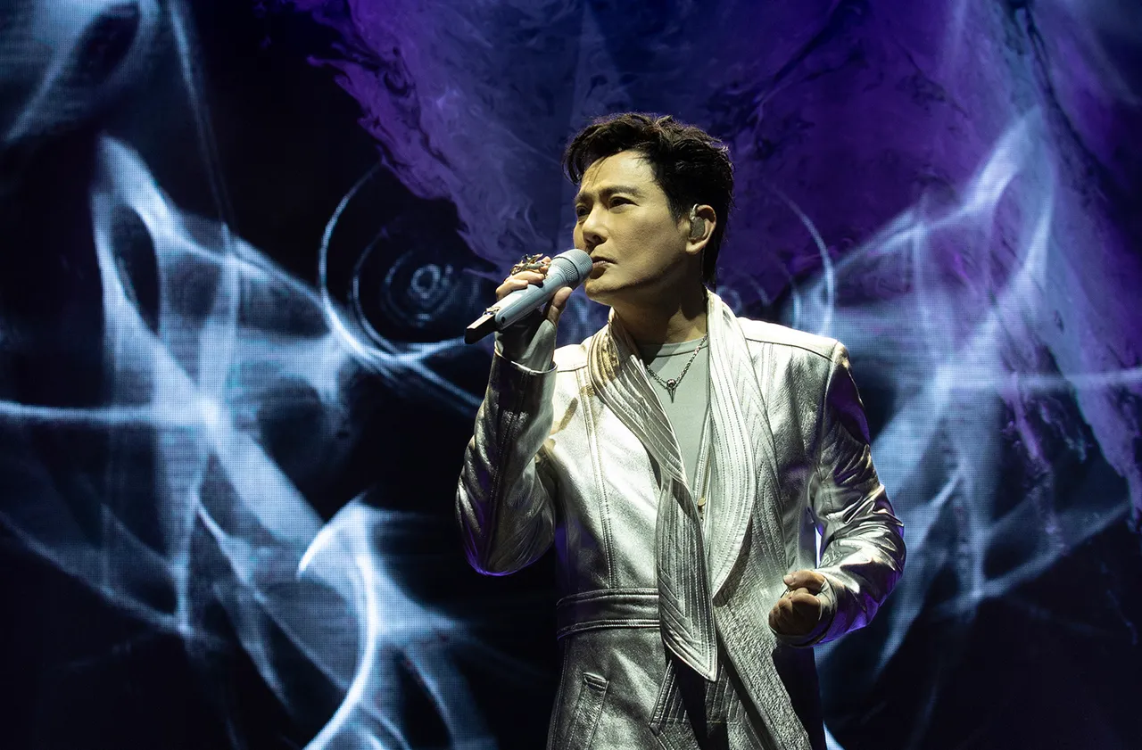 張信哲近日在倫敦開唱。潮水音樂提供