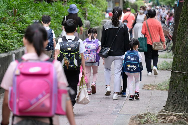 「1897-392」答案多少？國小數學讓家長頭大：不知怎麼教...