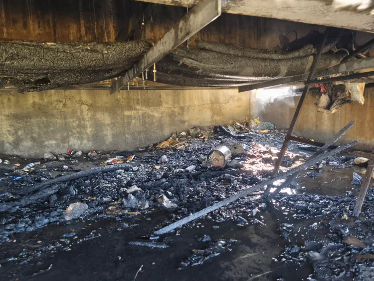 死者疑為街友，經常棲身在西柳橋下。民眾提供