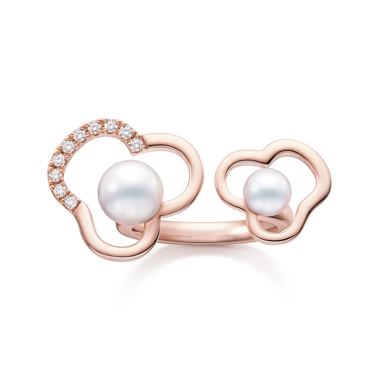 TASAKI chants duo阿古屋珍珠＆18K櫻花金鑲鑽戒指，18萬3000元。品牌提供