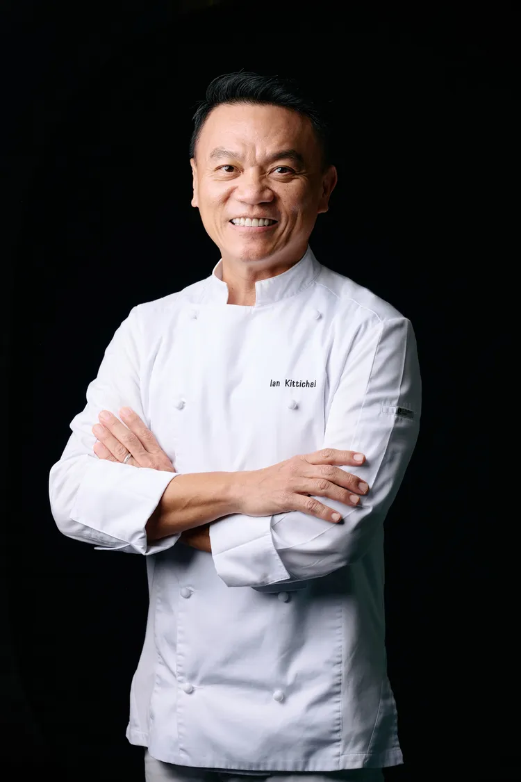 COAST聯合泰國廚神Ian Kittichai融合傳統泰菜傳統與西餐技巧的功力。COAST提供