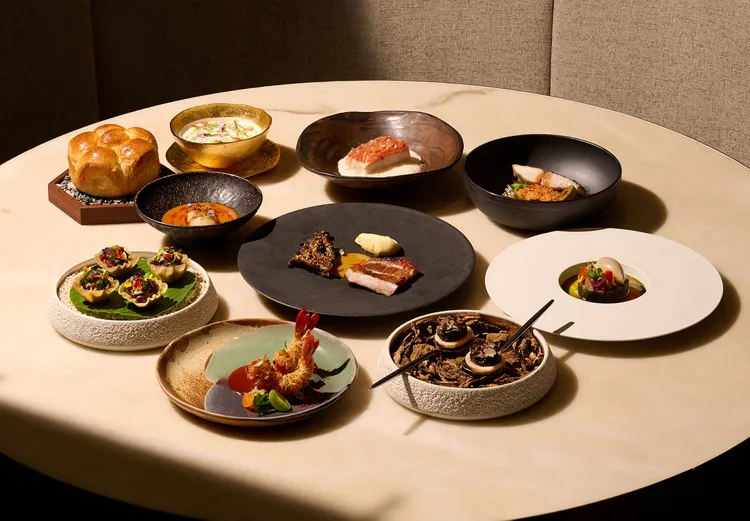 「泰味新境」套餐每套3980元+10%，由六位泰國頂尖名廚聯合打造。COAST提供