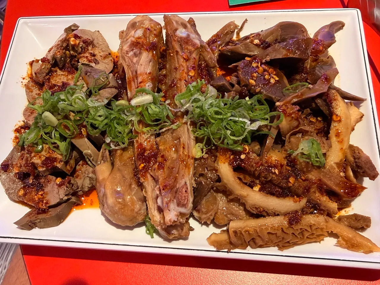 卤水拼盘。陈扬盛摄