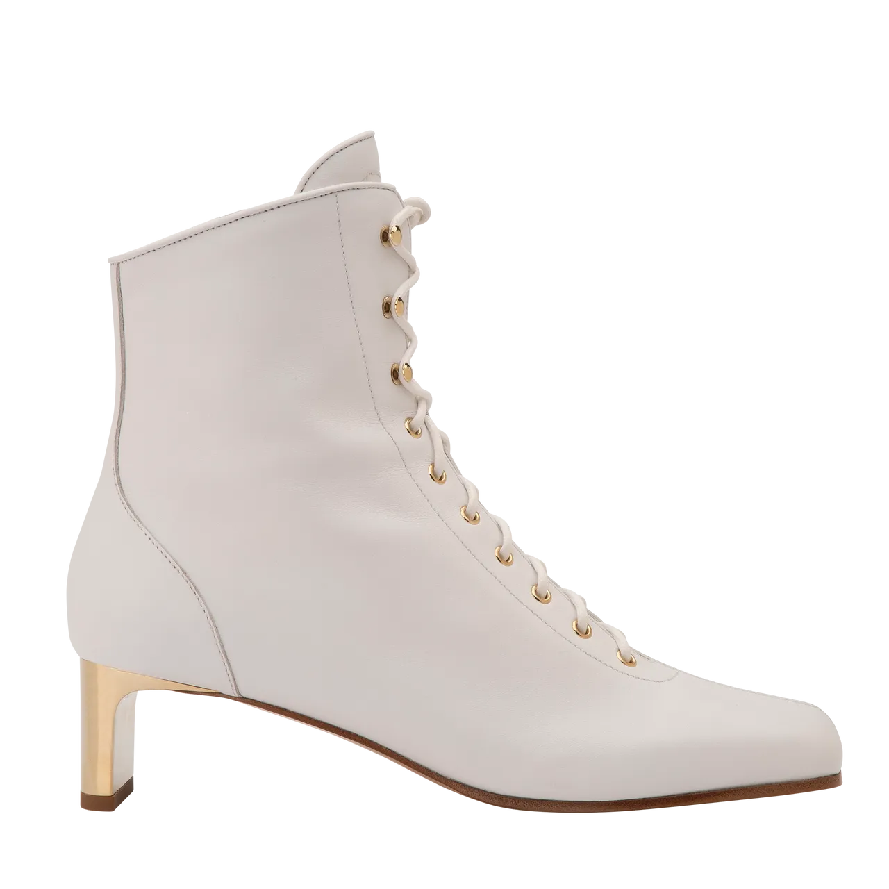 Longchamp LA PATINEUSE高根短靴，3万3200元。品牌提供