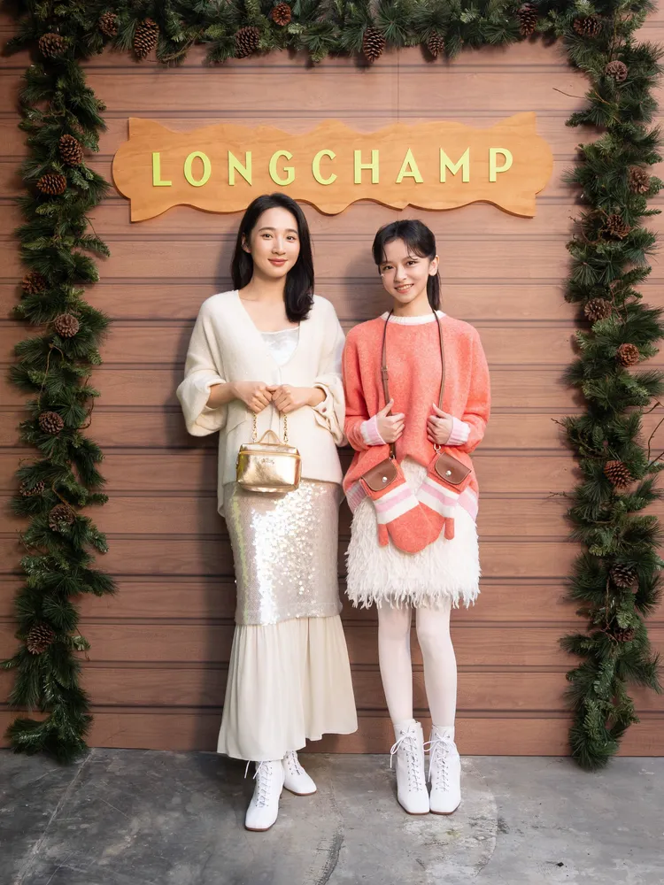 李沐（左）、陳姸霏（右）出席Longchamp新品預覽活動。品牌提供