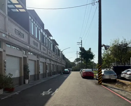 高雄湖內民宅傳墜樓！20歲女子當場死亡