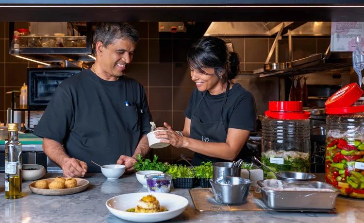 主廚Joseph與Gayatri的合作是一場跨越地域限制與重啟認知的廚藝對話。夏花餐室提供