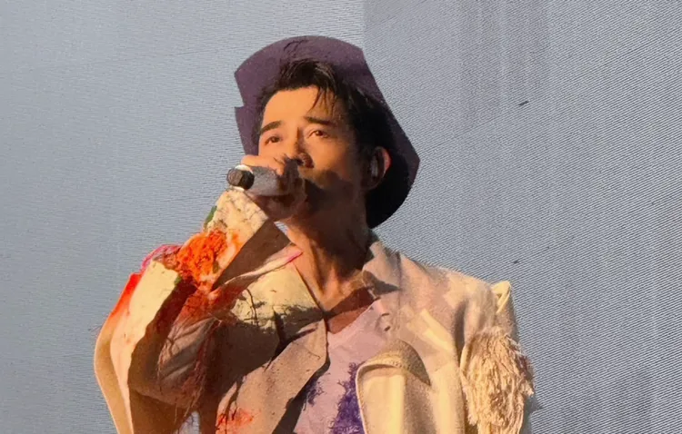 郭富城卖力又唱又跳。读者提供