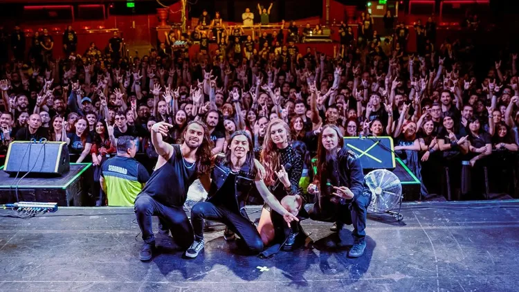 伊格納西婭與Decessus其他成員。翻攝自伊格納西婭IG