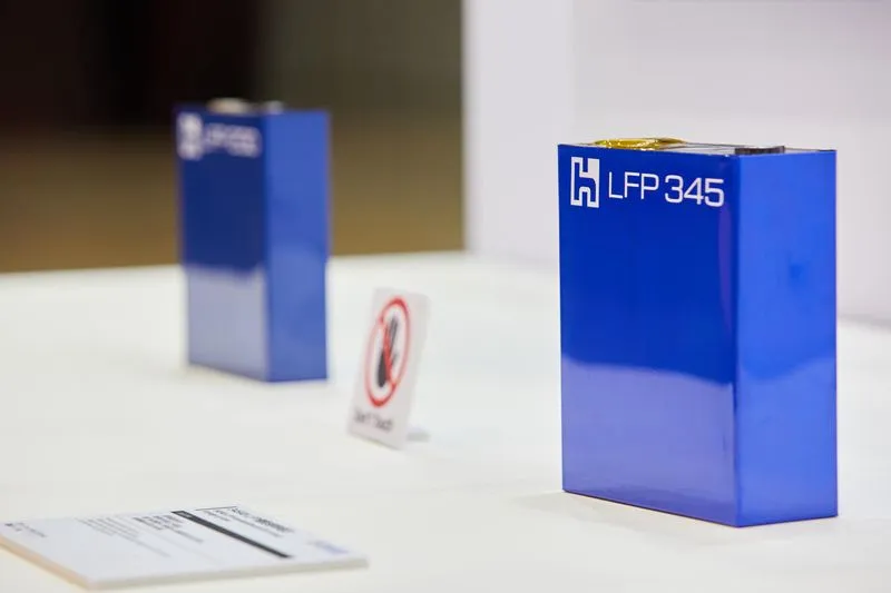 鸿海展示最新电池技术。取自鸿海科技日官网