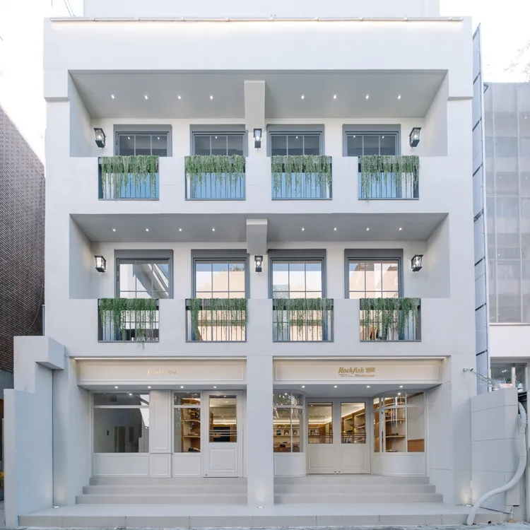 FRUITION在中山商圈打造街邊獨棟落地店面。品牌提供