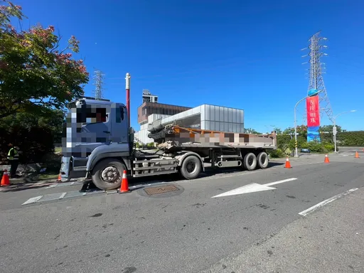 中和警取締大型車違規　今年開單3772件最高罰鍰超過百萬元