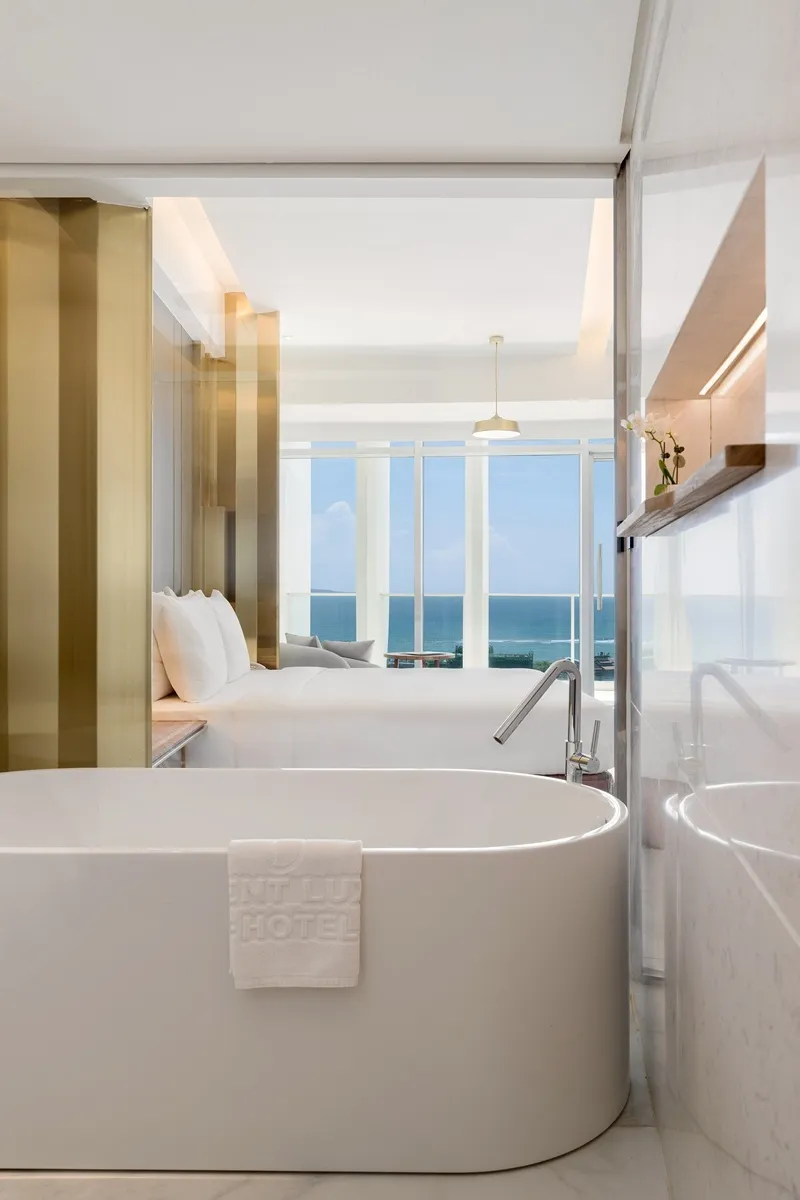 「風華渡假酒店－墾丁館」獨家首賣快閃5天，含早晚餐每人最低3244元起。易遊網提供