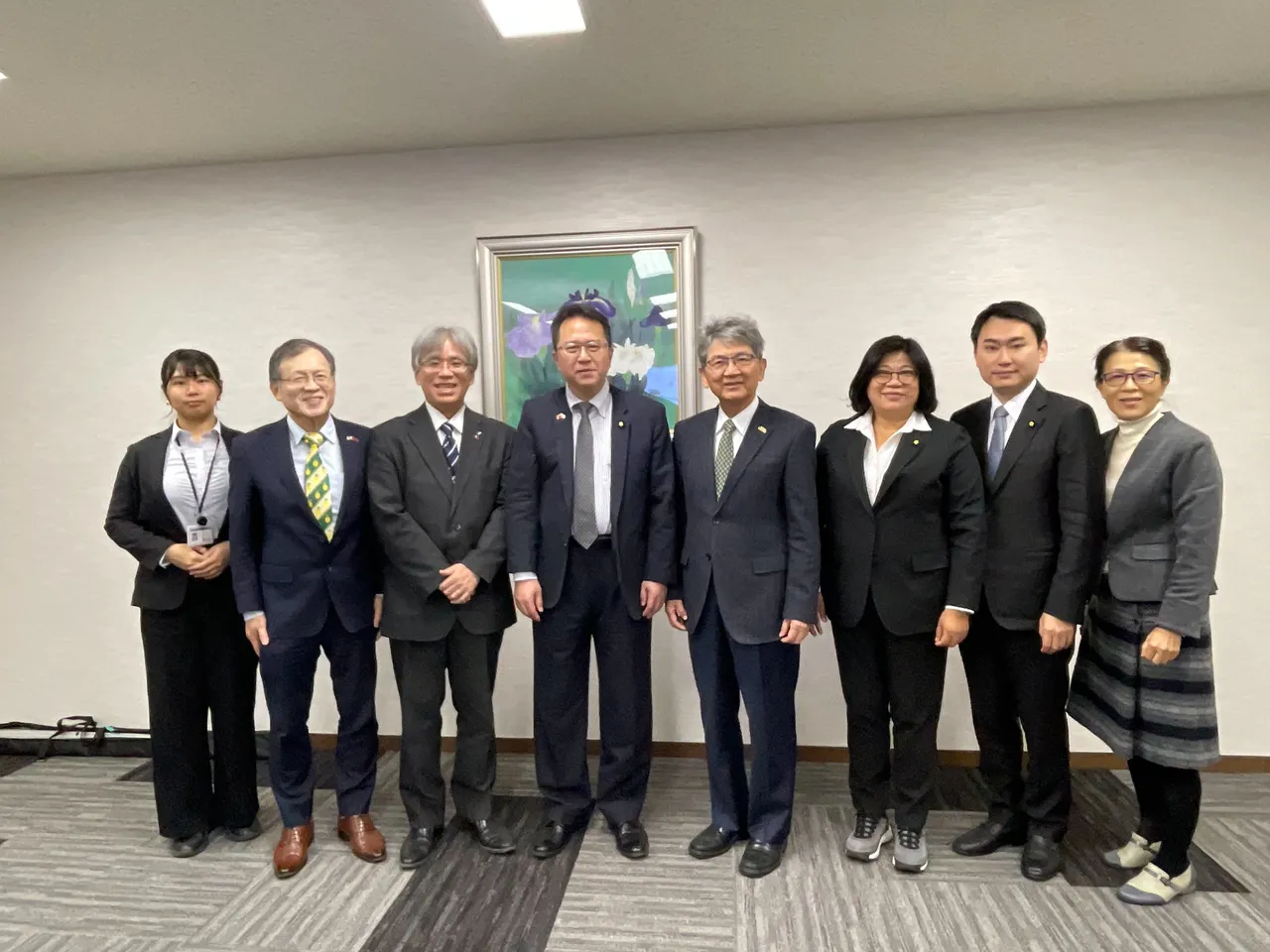 邱志伟率立委王正旭、王美。惠、陈冠廷，以及环境部与农业部代表共同赴日。邱志伟办公室提供