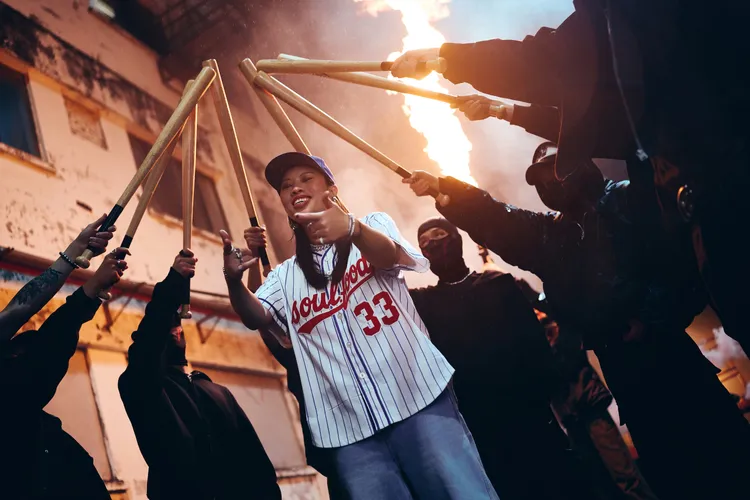 葛仲珊以全新单曲《homerun全垒打》华丽回归。索尼音乐提供