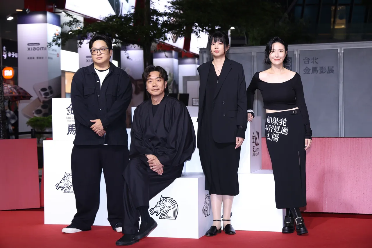 製作人麻怡婷（右）自曝情勒曾敬驊。莊宗達攝