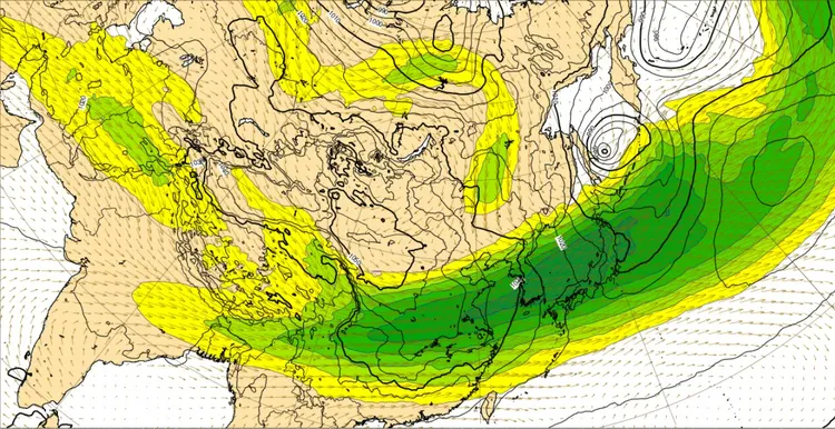 高空噴射氣流冬季南壓，目前強風帶靠近台灣北側。翻攝ECMWF官網