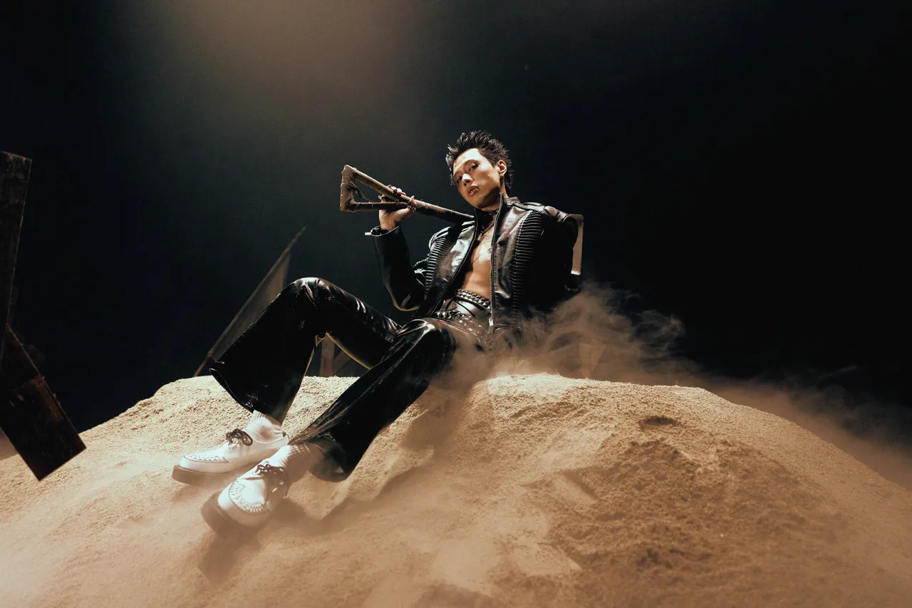 Marz23龐克造型帥氣。華納音樂提供