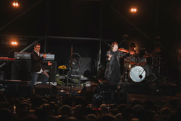 伍佰（右）與李宗盛合體魅力無限。簡單生活節提供