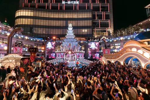 爱．Sharing十周年登场！威尼斯主题浪漫降临台北、高雄　10年有爱、10倍分享点亮冬日圣诞