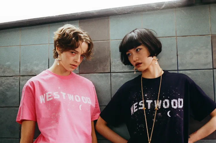 Vivienne Westwood與經典漫畫《NANA》推出聯名。品牌提供