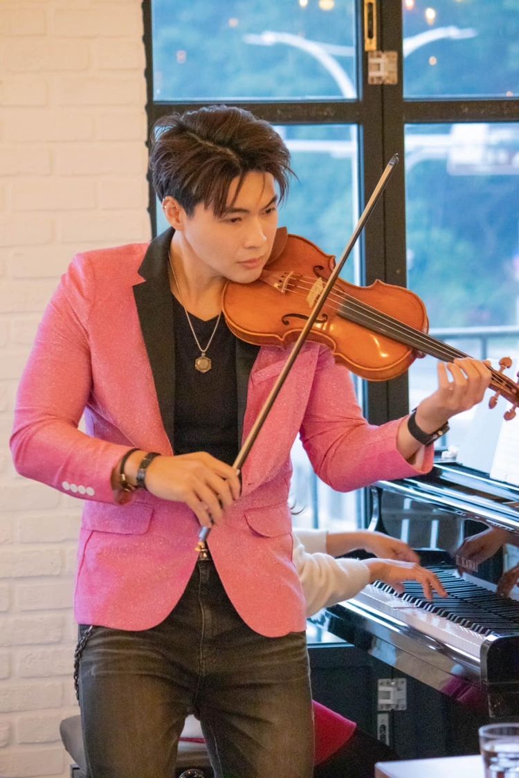 小提琴家遭逼車攔停砍傷手腕「功力大減」 惡煞賠償終判1年半