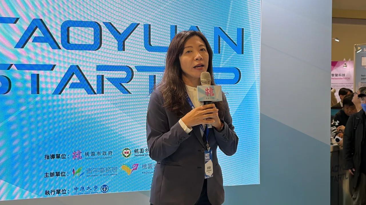 青年局长侯佳龄致词，表示桃园馆展出三天共有18家具潜力的新创团队参展，呈现桃园新创团队于多元场域的技术实践与创新成果。曾佳俊摄