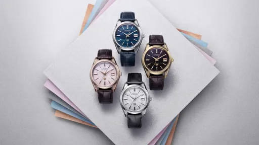 The CITIZEN新表绽放文学之美　土佐和纸面盘演绎四季诗意