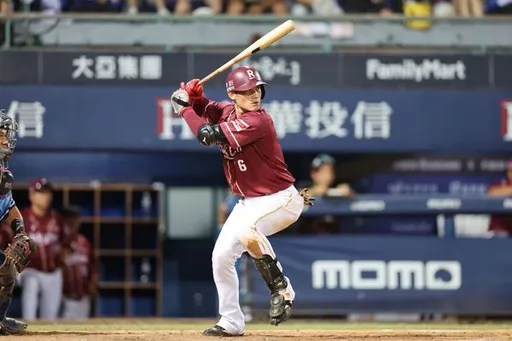 終於不再「全猿逃走」！林承飛宣布續留樂天桃猿