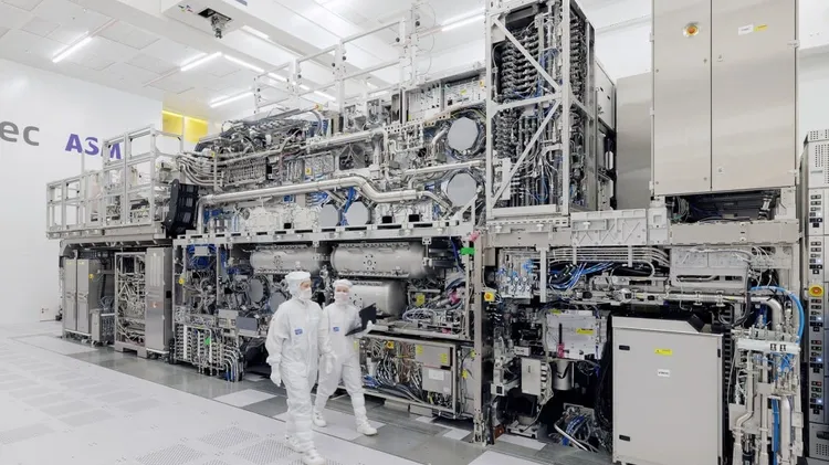 荷兰ASML制造的EUV。路透社
