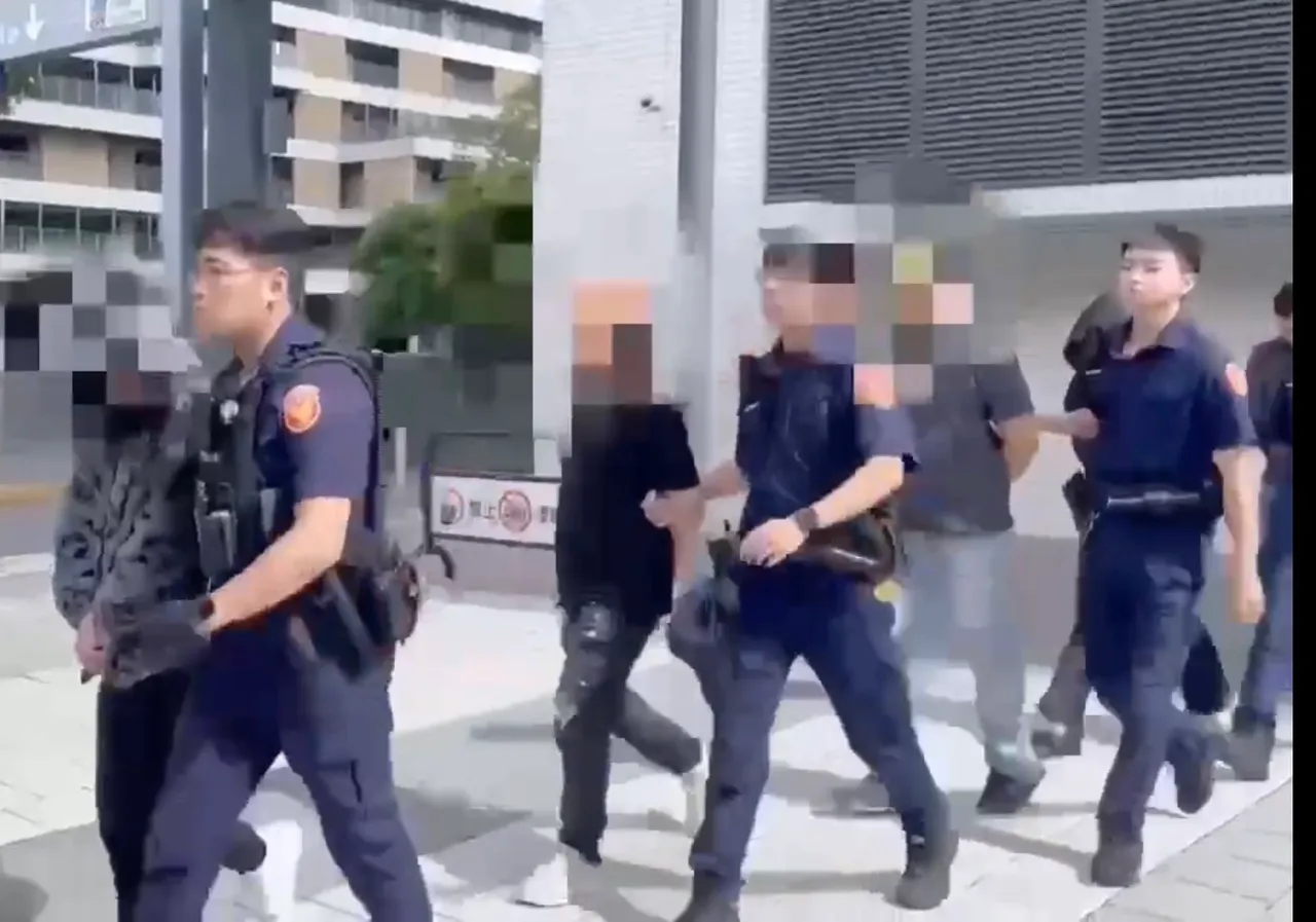 警方移送網紅「陳熙熙」等6賭客、賭場負責人、員工共10人法辦。翻攝畫面