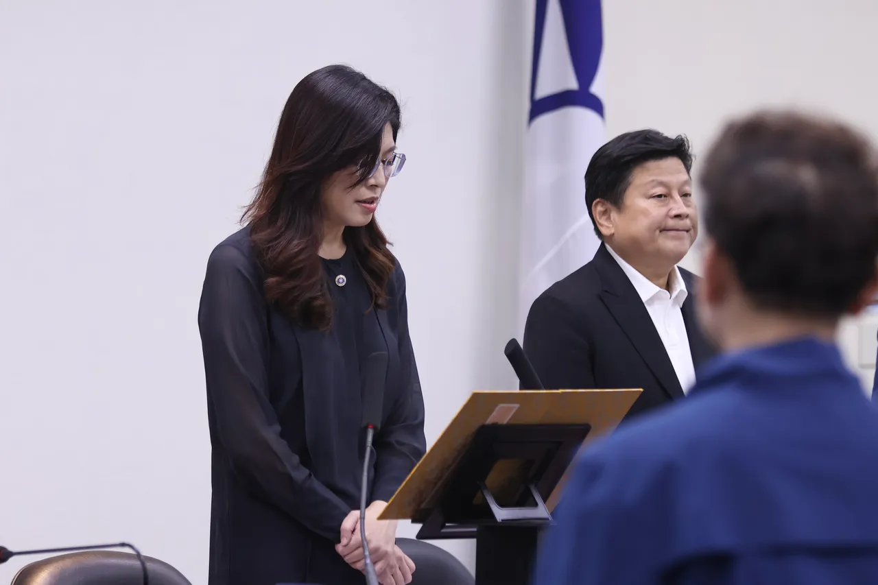 国民党主席郑丽文首次主持中常会。彭欣伟摄