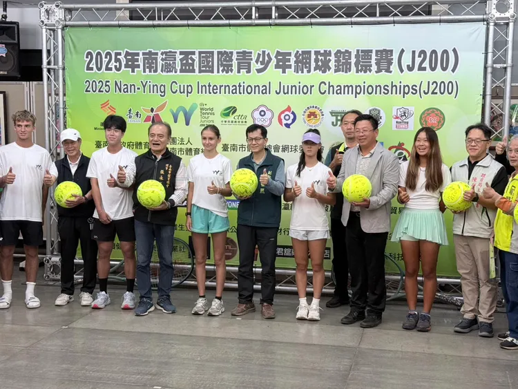 2025南瀛杯国际青少年网球锦标赛在台南新营开打。庄曜聪摄