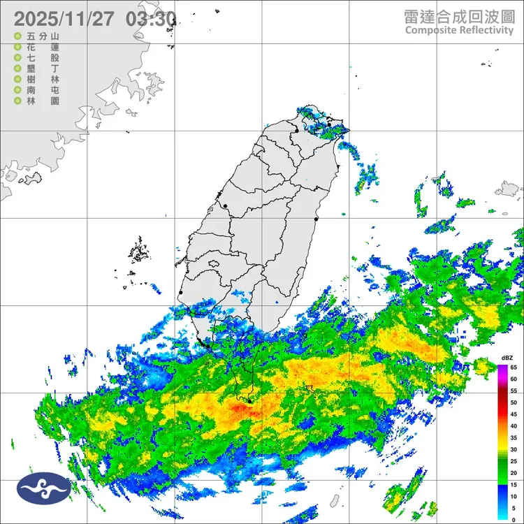 對流雲系發展旺盛，易有短延時強降雨，蘭嶼有局部大雨機率。中央氣象署