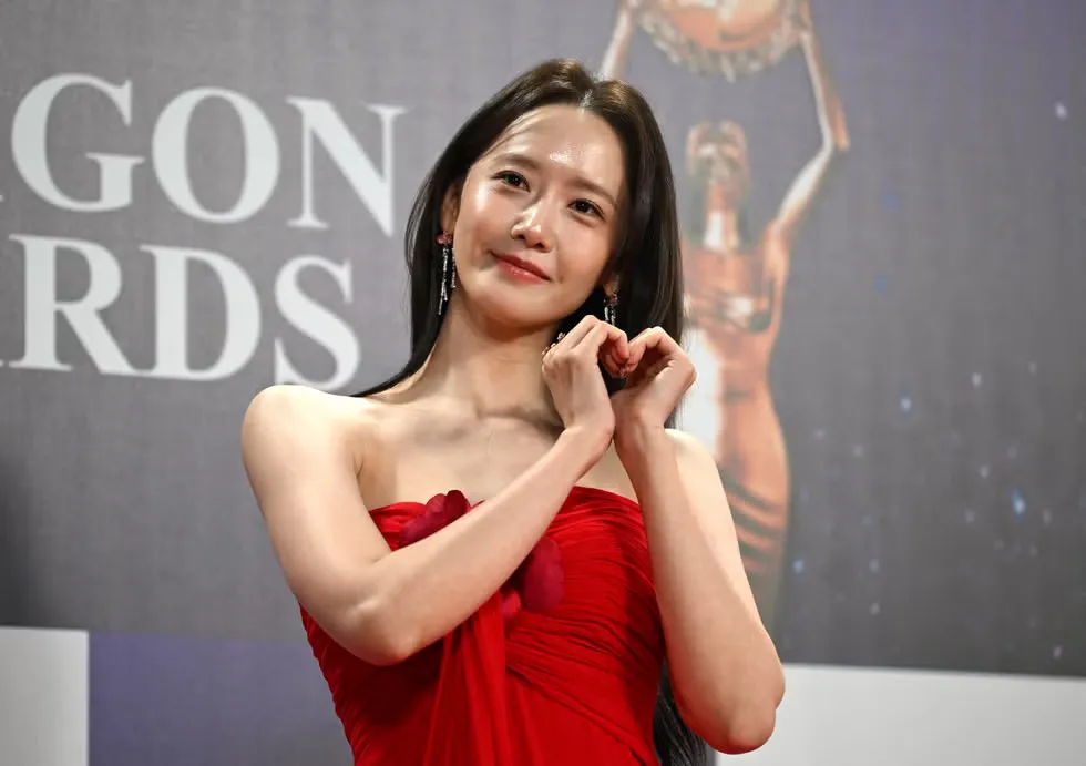 潤娥日前在韓國青龍電影獎同樣以Qeelin珠寶點綴閃耀樣貌。品牌提供