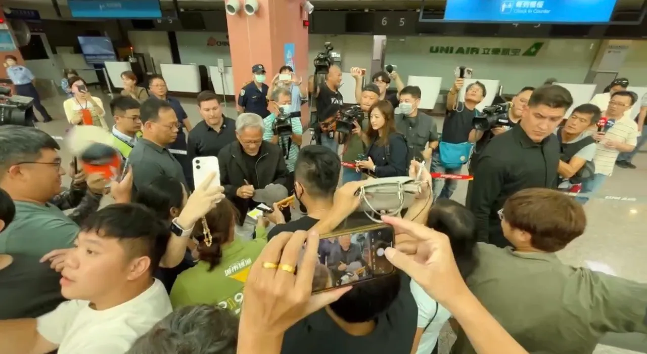 面對粉絲簽名、合照要求來者不拒。讀者提供