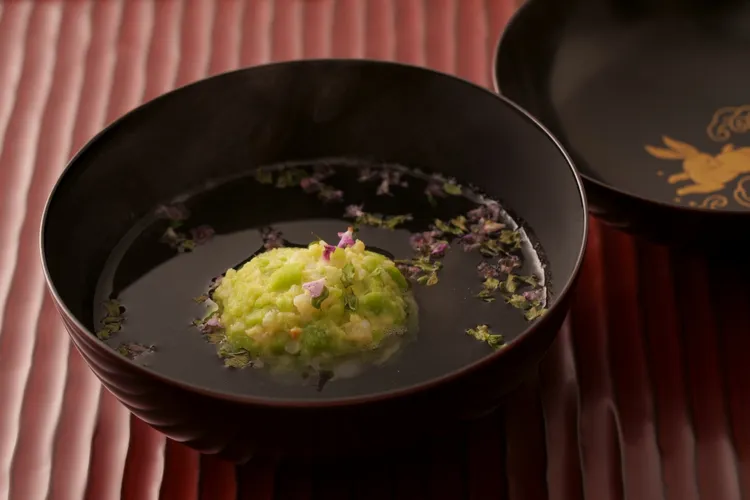 神田裕行真丈湯。業者提供