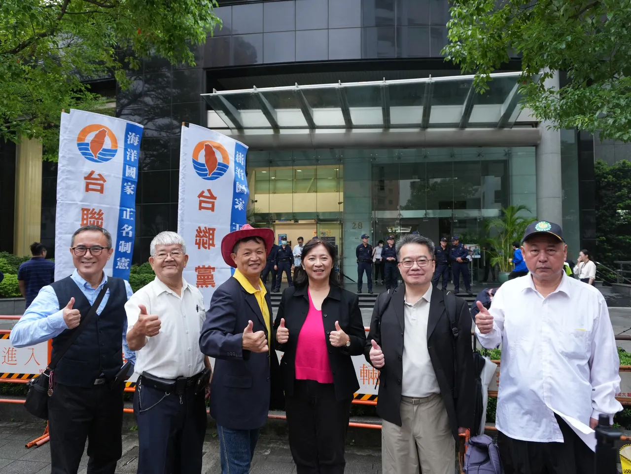 台联表示，马英九、洪秀柱等人却说，「中国人的事中国人有智慧自己解决，不须日本人来管。」无视中国侵台问题已经是世界性的问题。台联提供