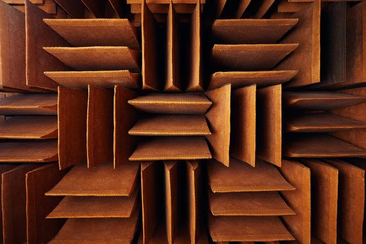 無響室有99%的吸音環境。orfieldlabs