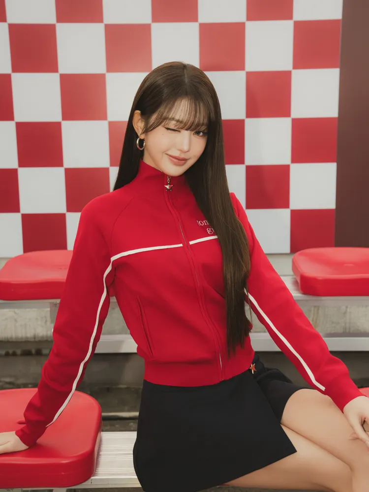 張員瑛造型洋溢滿滿的青春活力。品牌提供