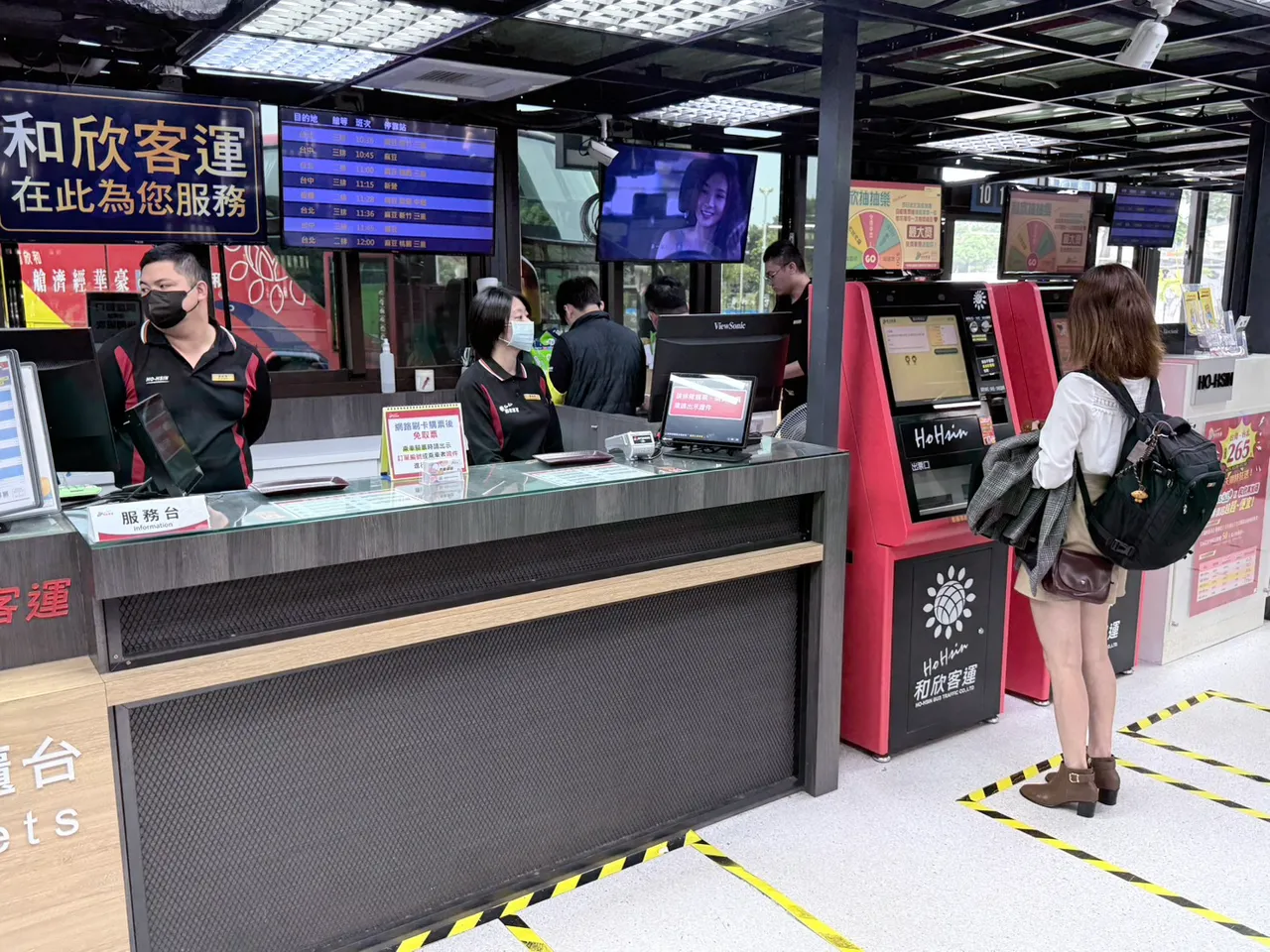 「TPASS 2.0+」升級政策同時鼓勵民眾以電子支付、電子票券方式搭乘。莊曜聰攝