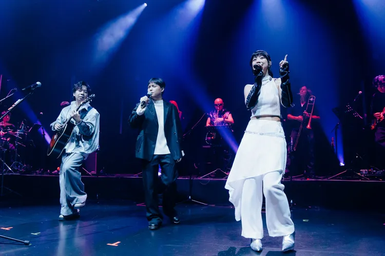 老王乐队主唱立长（中）担任好乐团10周年演出嘉宾。好乐团提供