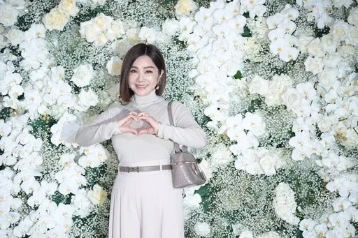 陳美鳳現身世紀婚禮！曾與邱澤傳緋聞　大讚新人天作之合