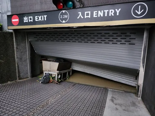 凤凰台风让30余台车「泡汤」！苏澳烟波祭「房费全免」救房客