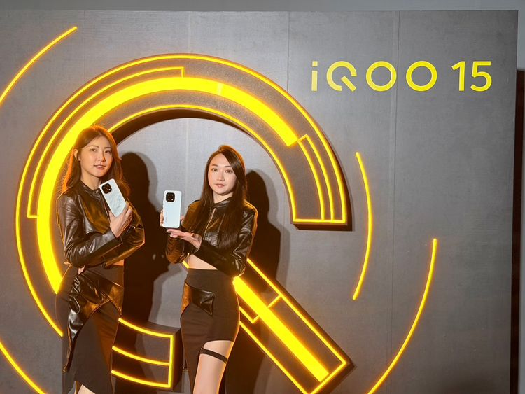 瞄準ROG族群！vivo iQOO 15旗艦登台　售價3萬元有找