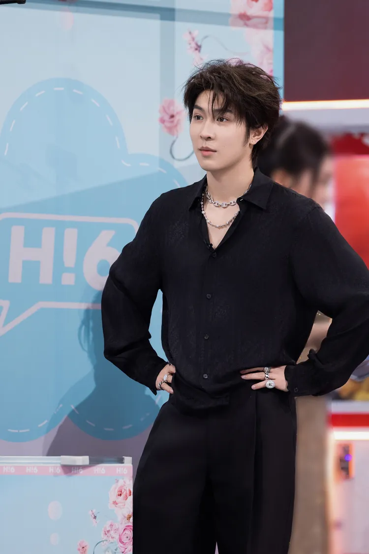 馬伯騫是富二代歌手，家境超好。翻攝馬伯騫微博