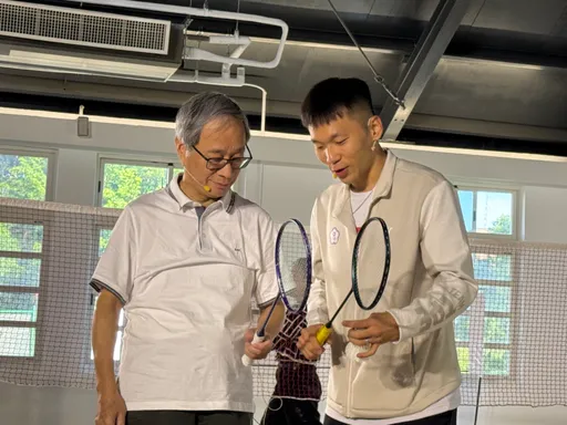 最萌年齡差！李洋帶「大哥」李遠打羽球　聯手推出文化、運動大撒幣