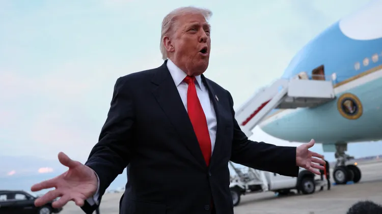 美國總統川普表示，政府快重新開門了。路透社